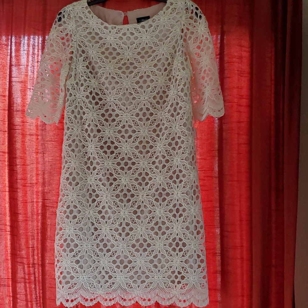 NWT JAX Cream / Champagne Lace 3/4 Sleeve …